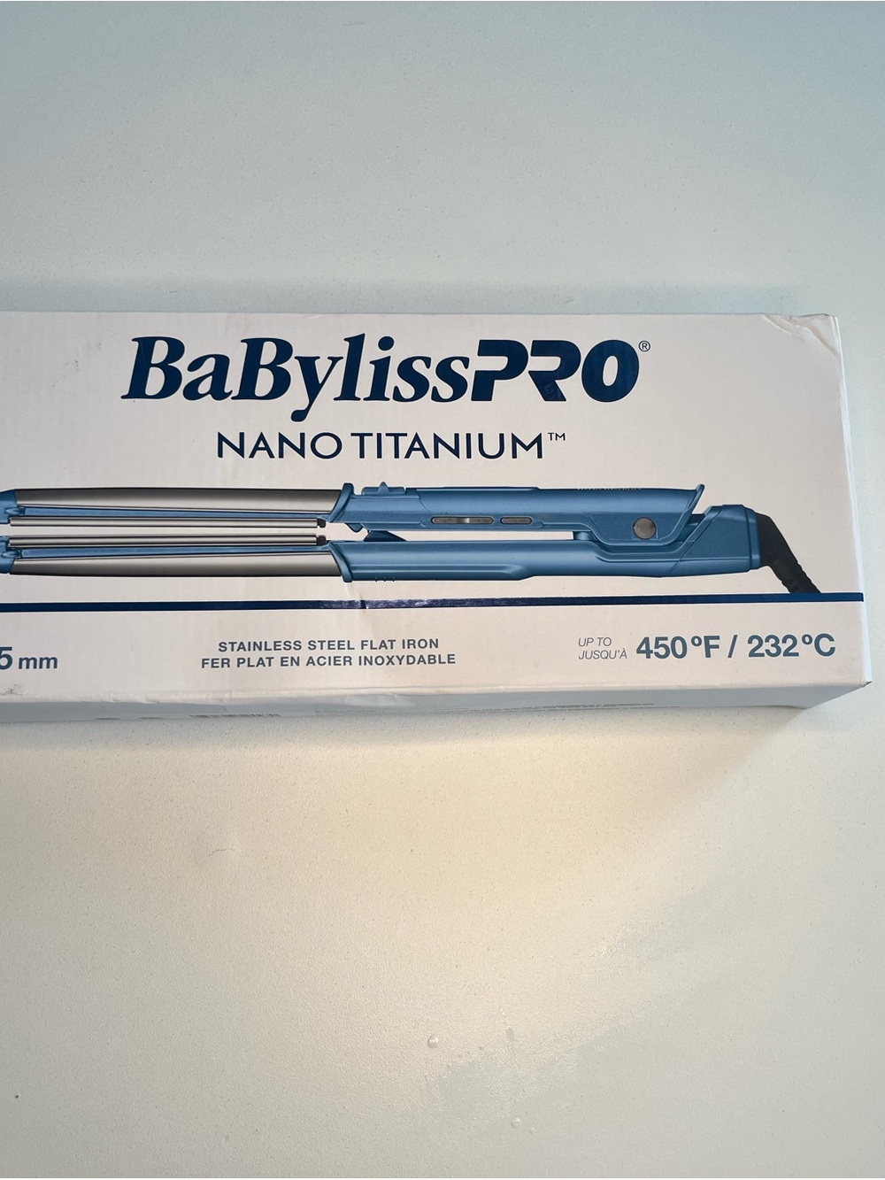 NWT BaByliss Pro Nano Titanium Stainless Steel Hair straightener